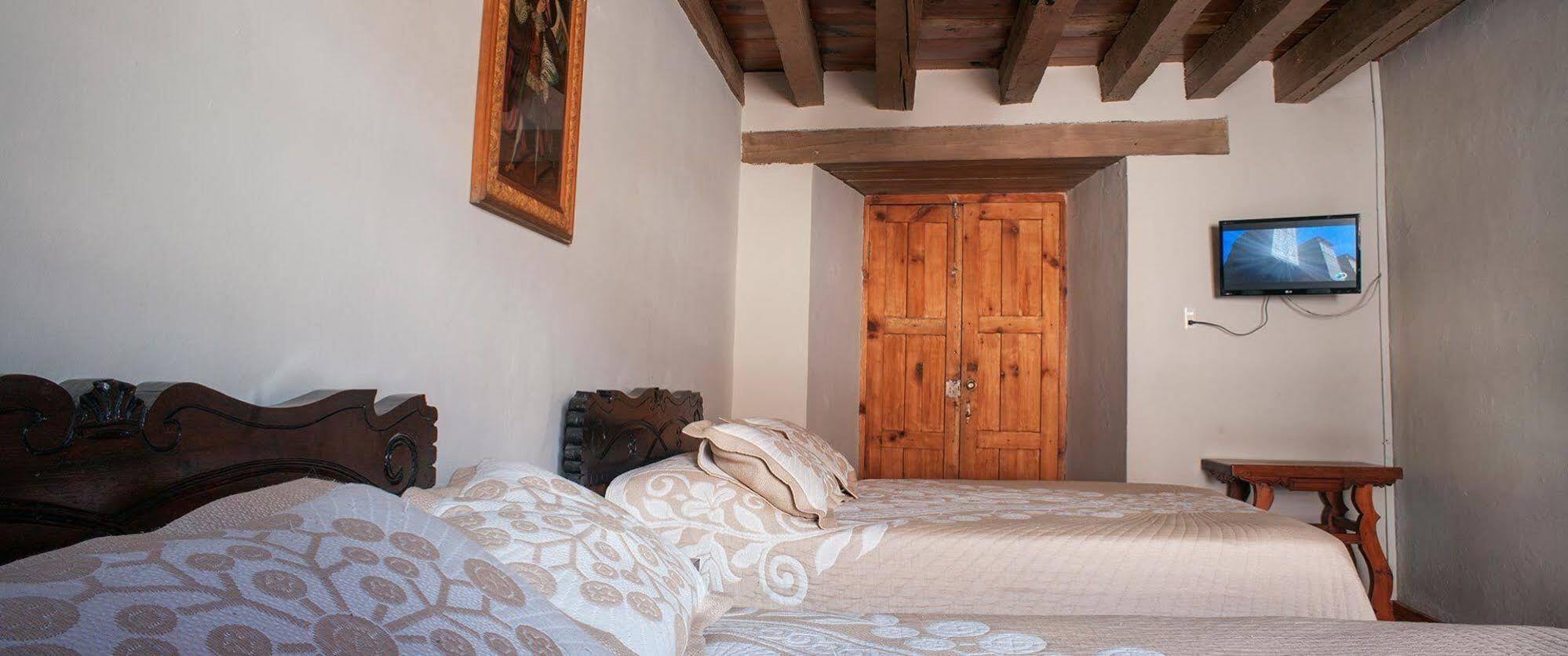 Hotel Santa Clara San Cristóbal de Las Casas エクステリア 写真